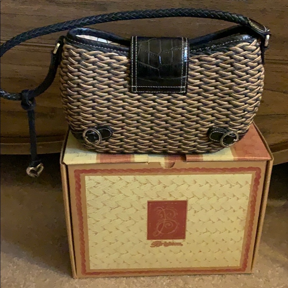 Vintage Brighton Straw Handbag. some tarnish on buckles In good condition - Picture 2 of 9